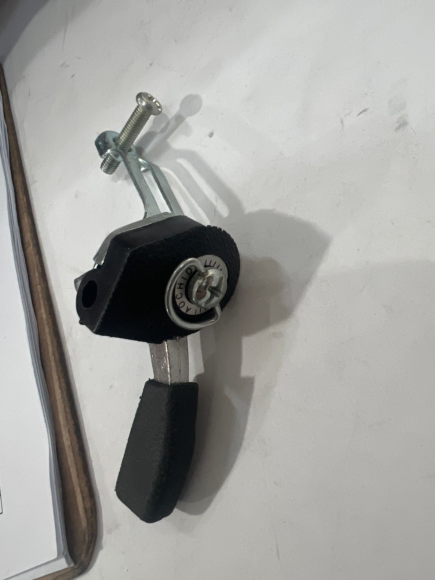 GUO039-15 Throttle control