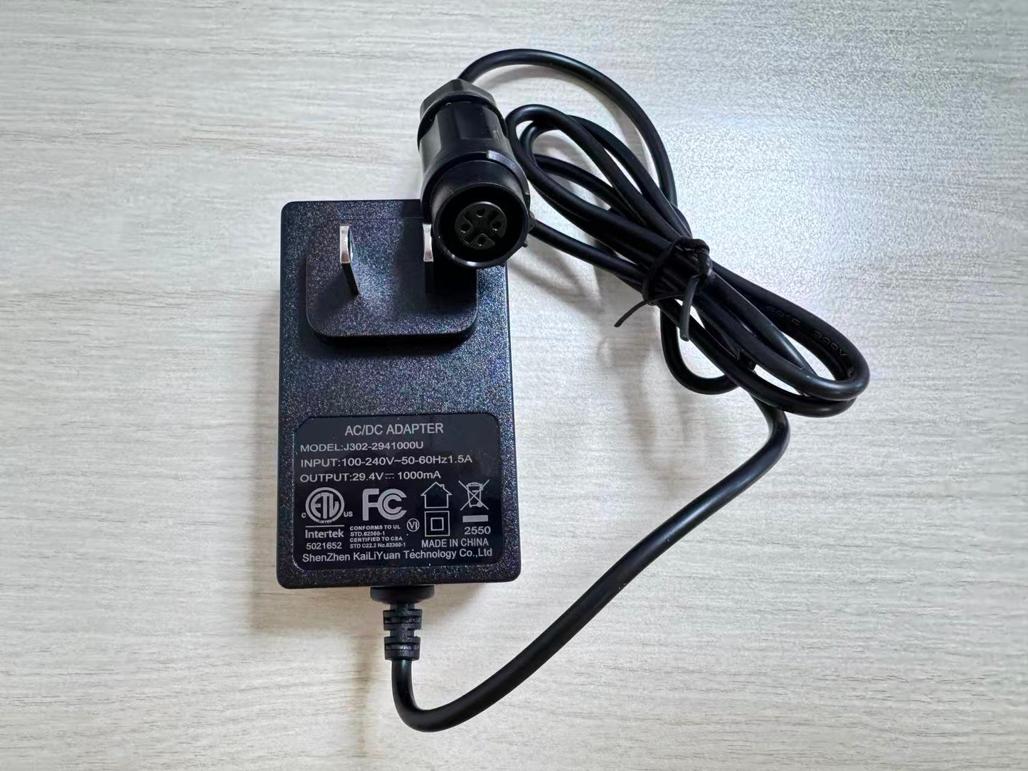 GUT170-charger(USED)
