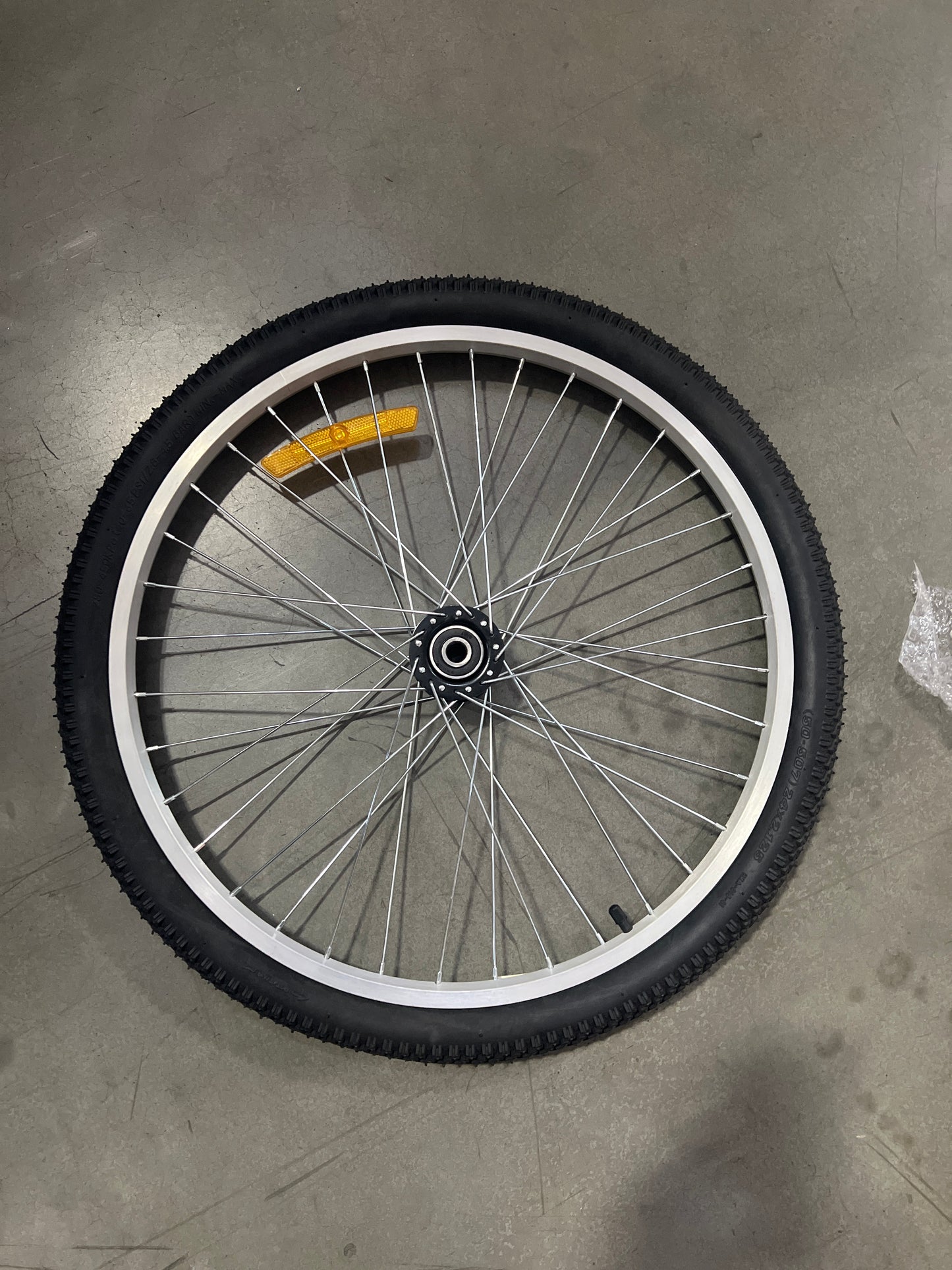GUT162-rear wheel(left)