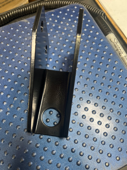 GUO137-#19 Hitch ball installation assembly