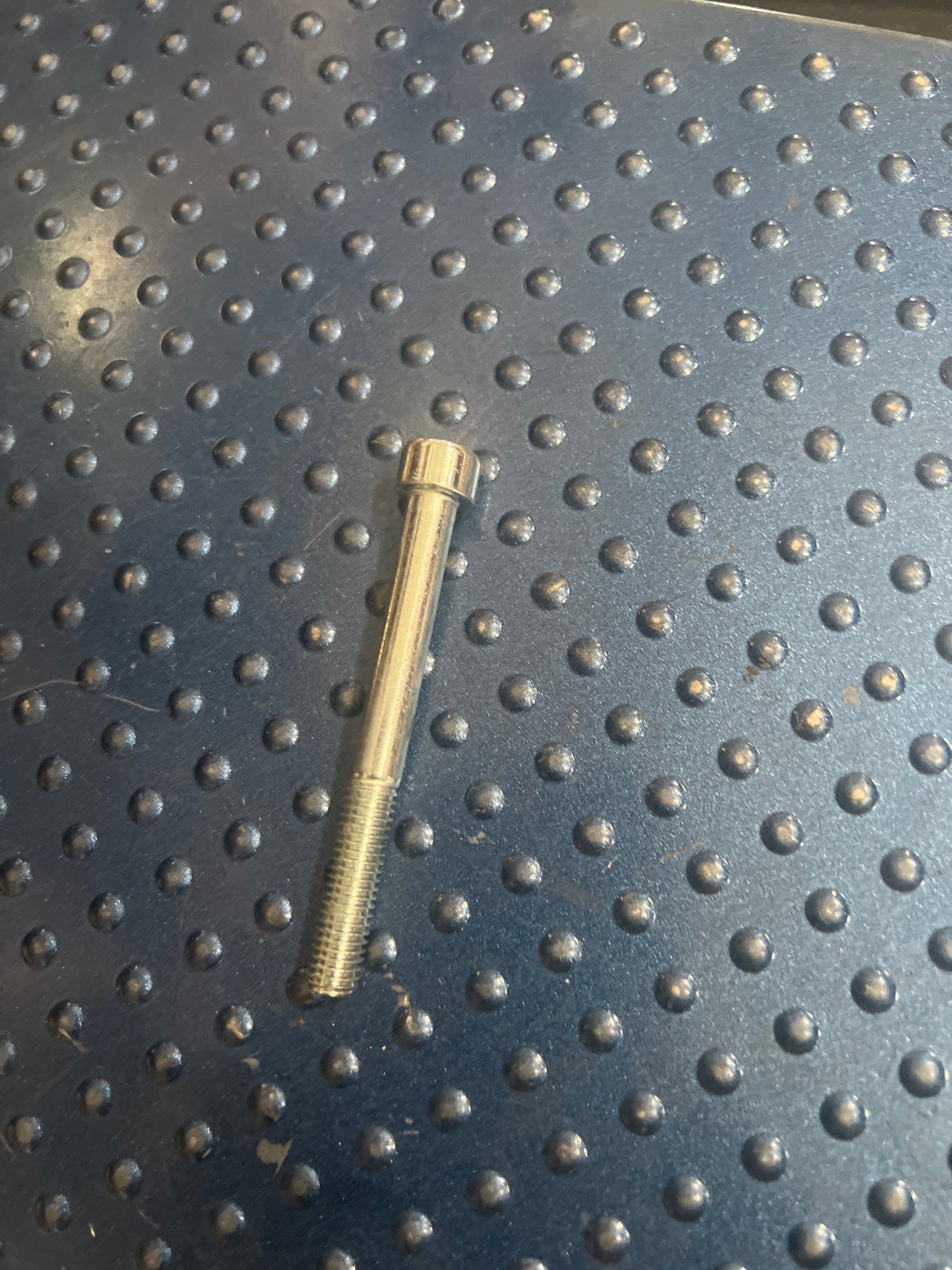 GUO077&GUO079&GUO084-thrust plate fixing bolt