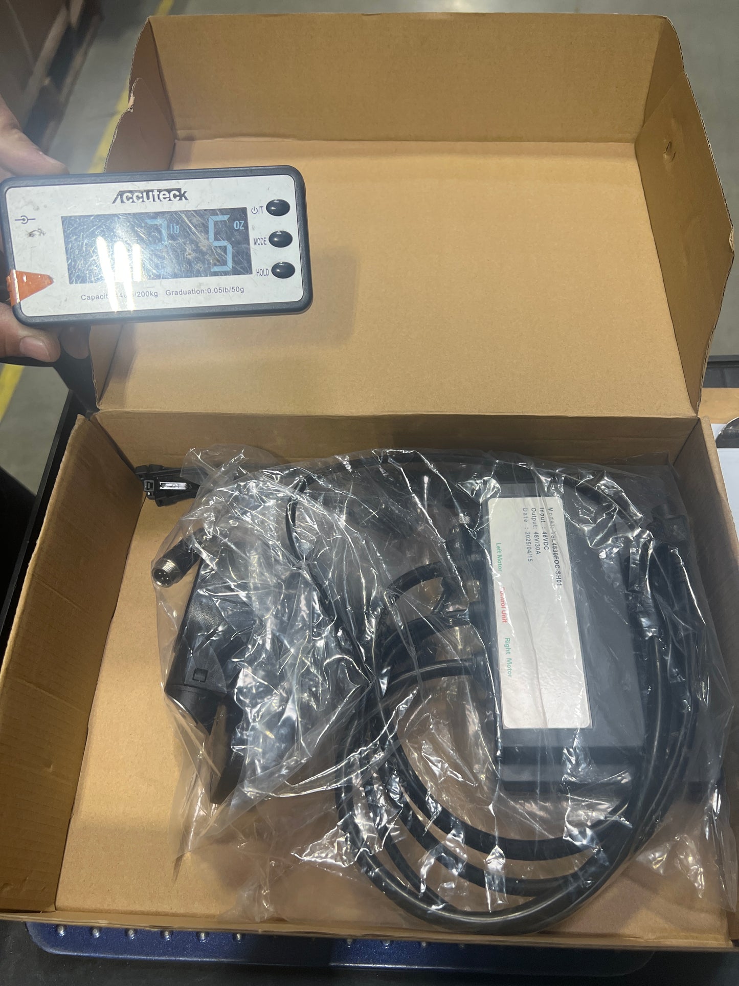 GUT166-upper handle controller & square box controller(New version connector)