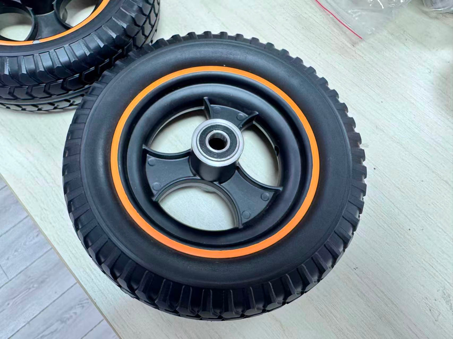 GUT161-#11 Front wheel with shaft sleeve(Pneumatic-free Tire)