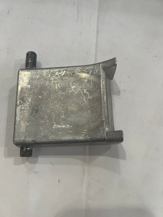 GUT037-45 Adjusting plate