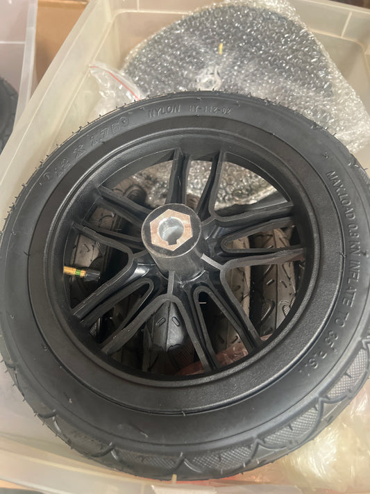 GUT155-back left wheel