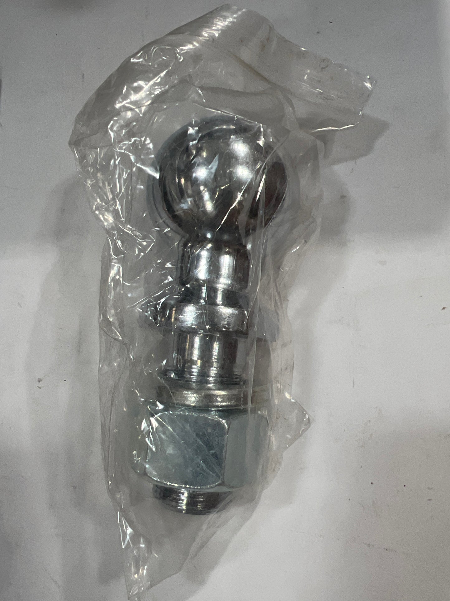 GUO041-33 Hitch ball