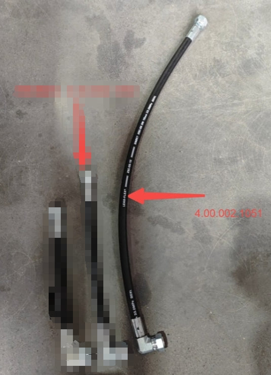 GUO077&GUO079&GUO084-Hose with connectors (linking the control valve and hydraulic pump)