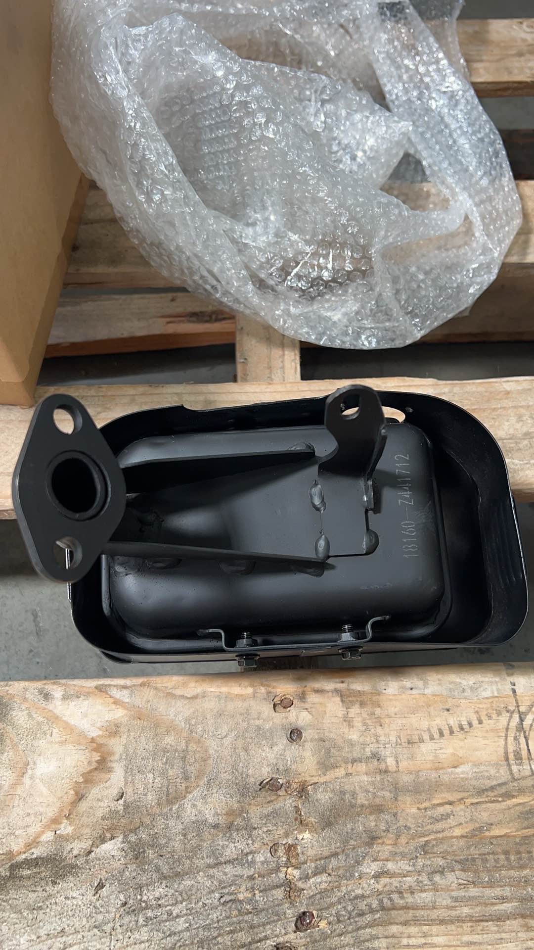 Muffler for GUO009(LCE06)&GUO019 ENGINE(18160-Z441712)