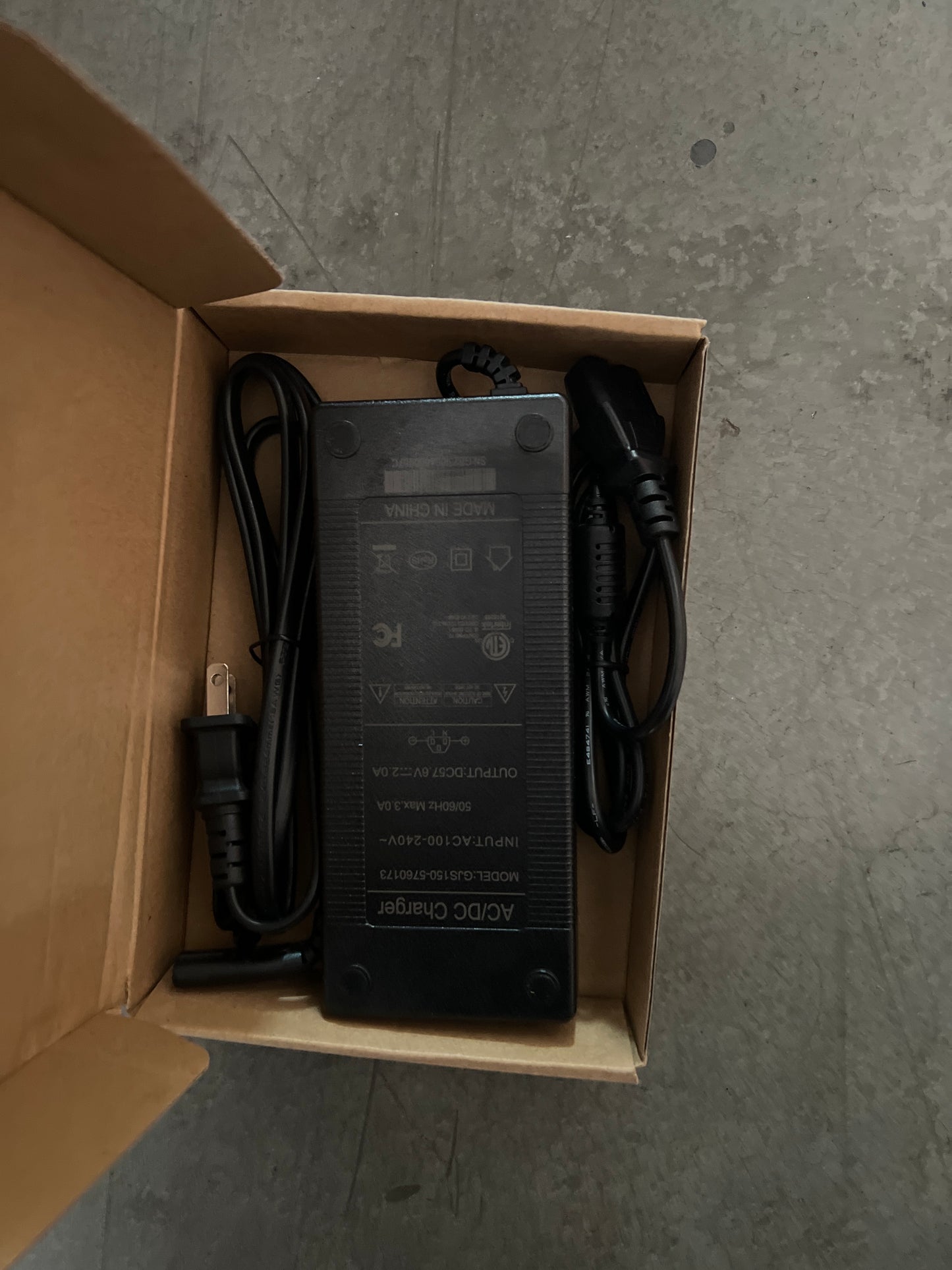 GUO010&GUO072&GUO098&GUO106&GUO122-57.6V Charger