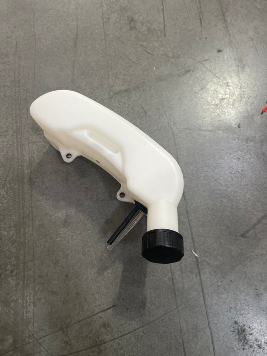 GUO021-I-6 FUEL TANK