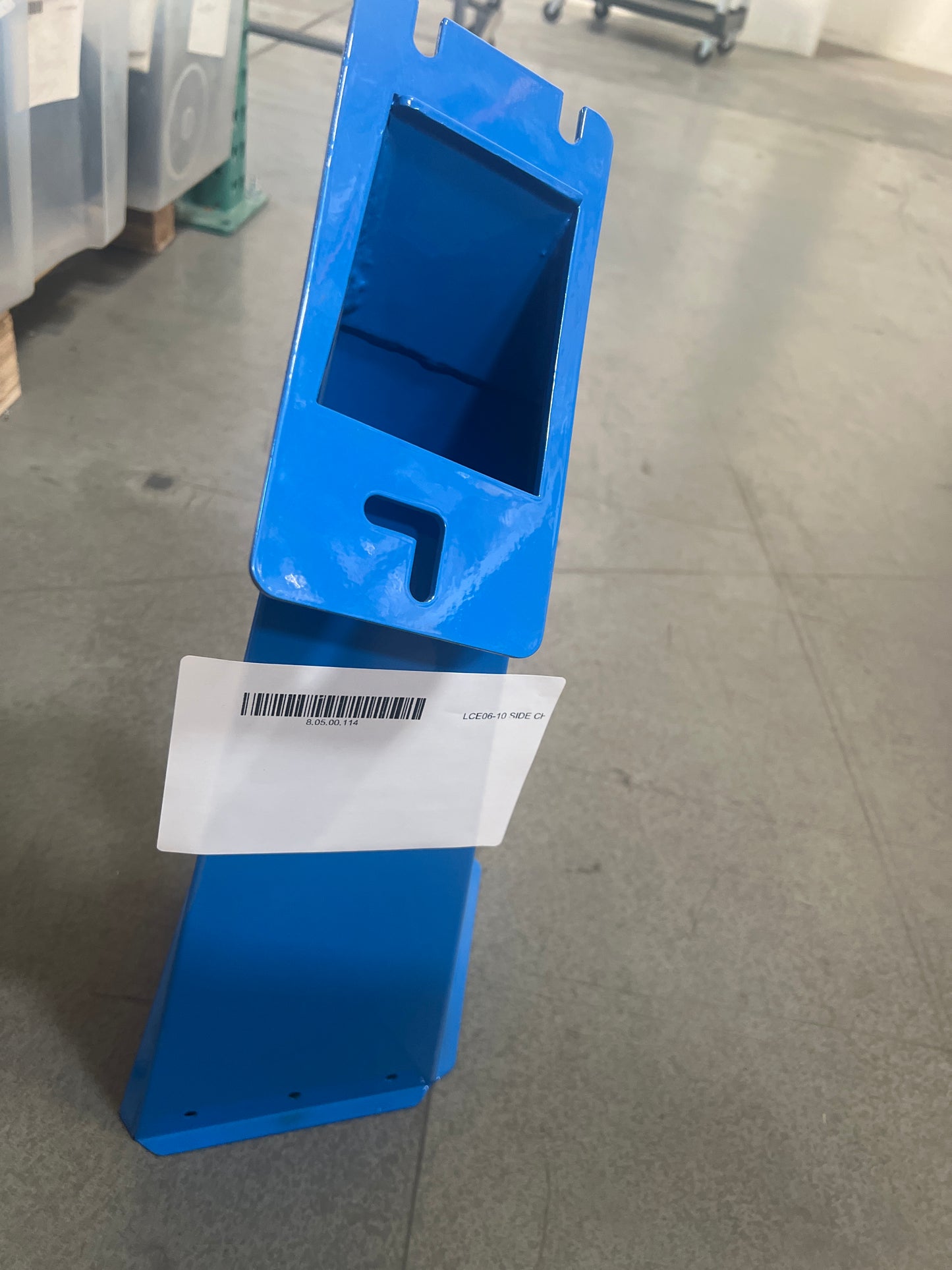 LCE06-10 SIDE CHUTE(8.05.00.114)