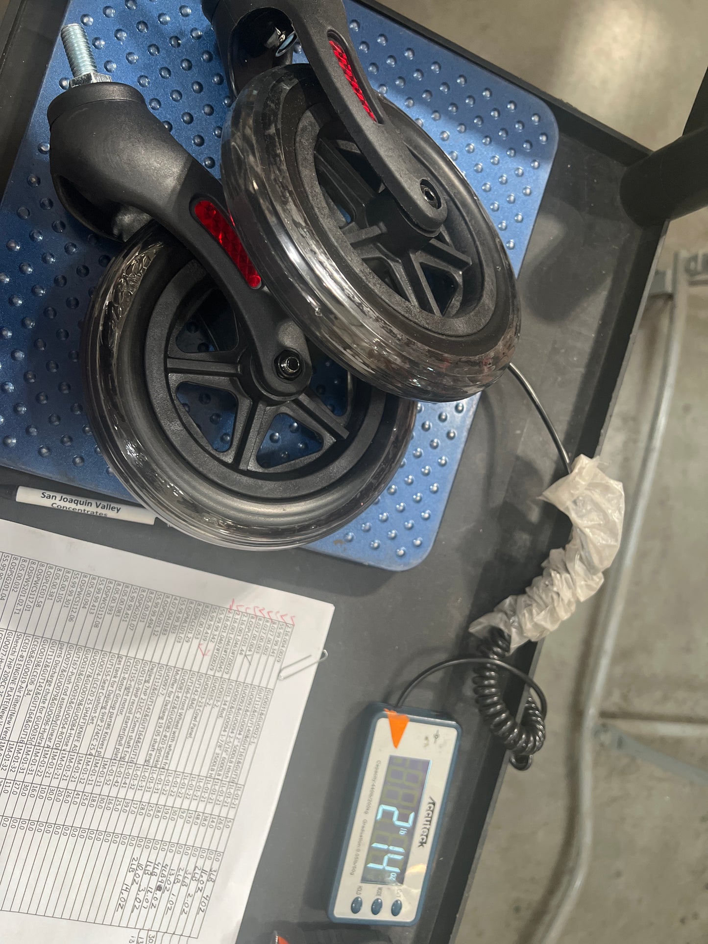 GUT166-Front Wheel with wheel frame